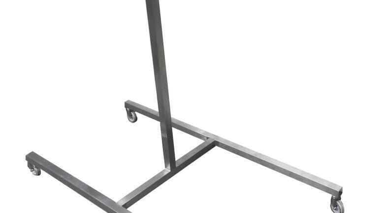 Four Bag Hanger Ensures Safe Liquid Transportation 