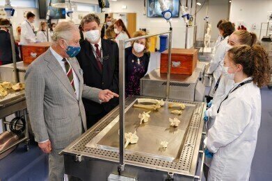 School of Veterinary Science celebrates Royal Opening