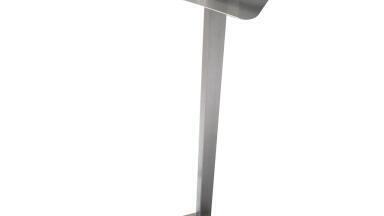 Pedestal Bottle Holder for Freestanding Flexibility