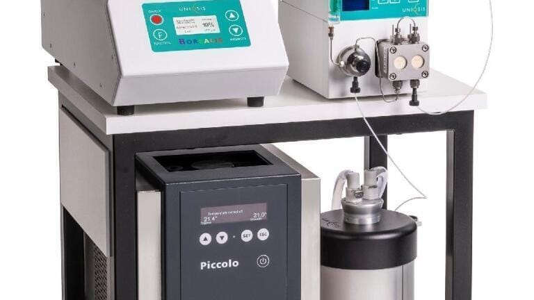 A complete flow reactor system for photochemical applications.