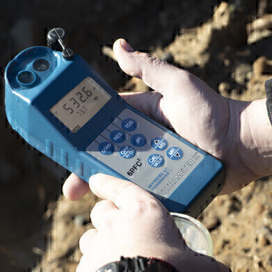 Precise and Cost-effective Water Quality Monitoring