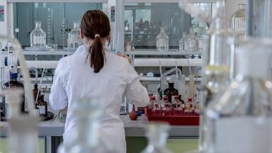 How Do Nitrogen Gas Generators Work?