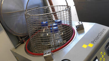 Smart Top Loading Autoclaves