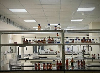 How Do Laboratories Expand