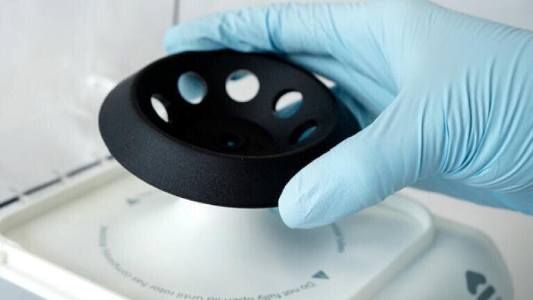 The seamless function allows easy one-handed operation. 