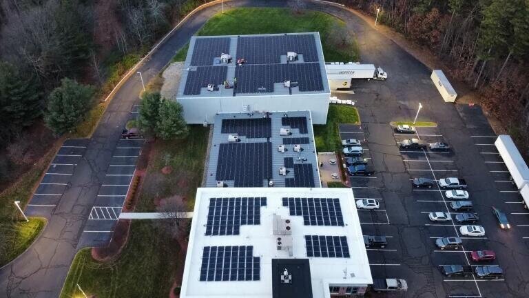 US headquarters equipped with rooftop solar panels