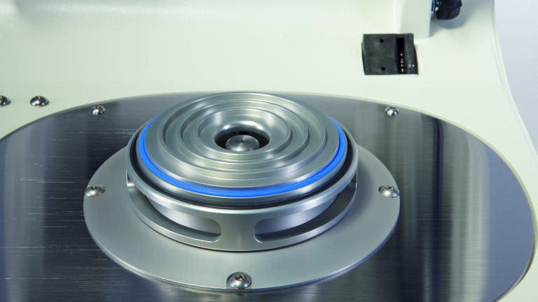 Efficient air cooling of the rotor.