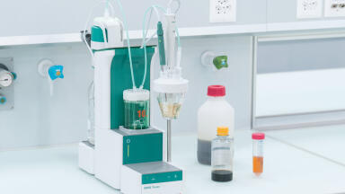 Thermometric Titration Implemented in OMNIS