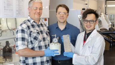 Sustainable Fertiliser Production Process wins RSC Prize