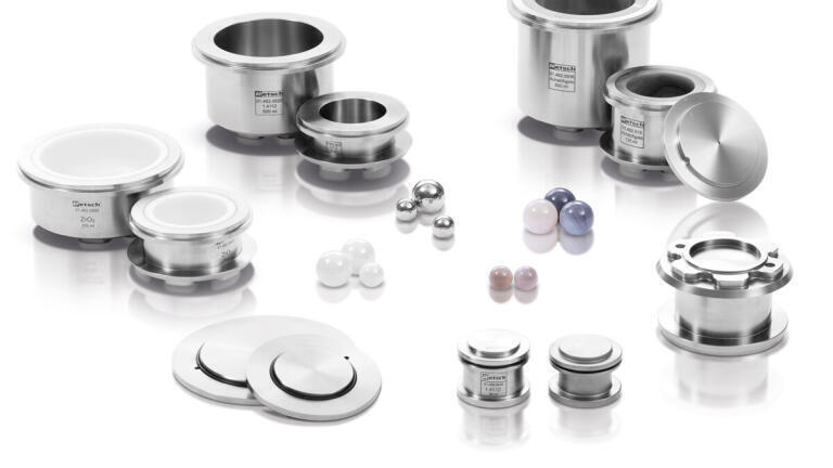 Figure 4: Grinding jar collection with Advanced-Anti-Twist functionality.