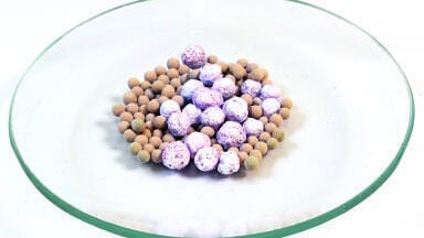 New Desiccant with Colour-Changing Indicator