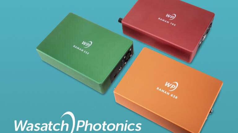 Compact Raman spectrometer line for enhanced sensitivity