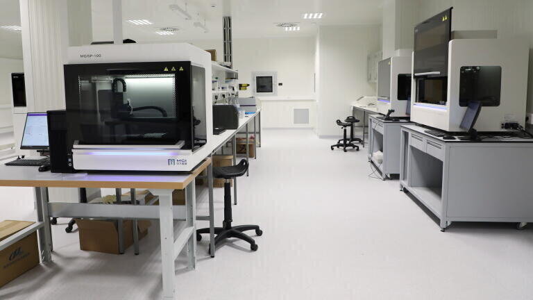 Automated Sample Preparation System MGISP-100.