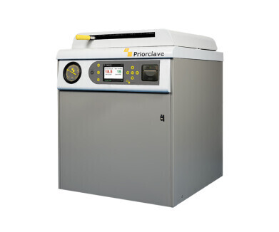 Compact top loading autoclave for labs with limited space