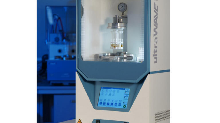 How can microwave enhanced laboratory systems speed up your sample preparation?