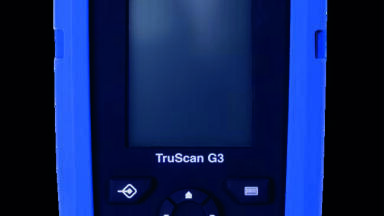 Advanced handheld Raman analyser for pharmaceutical applications