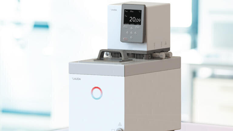 Lauda Universa combines the entire portfolio of Lauda bath and circulation thermostats in one device line - modular, sustainable, digital, and powerful. © lauda.de