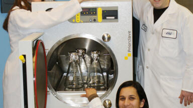 Custom-built autoclaves for reliable results