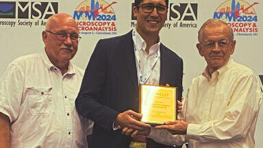 Detector wins prestigious microscopy innovation award
