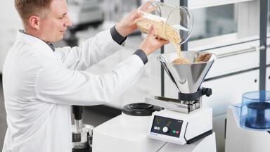 Free Webinar on Quality Control of Food & Beverages