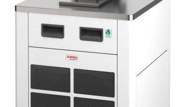 New ultra-low refrigerated/heating circulator