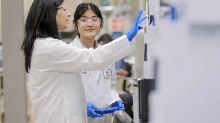 Biopharmaceutical testing capabilities expanded in Lincolnshire, Illinois