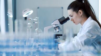 Keele University analytical science apprenticeships earn Ofsted accreditation with backing from leading professional societies
