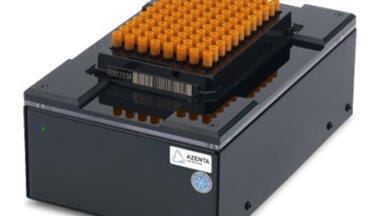Compact camera-based 2D rack scanner