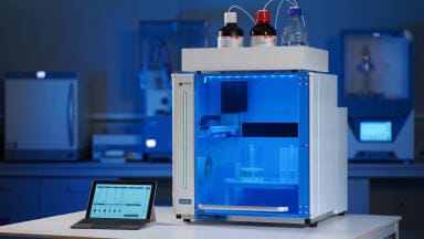 Manual handling of acids with digestion vessels – a health and safety concern?