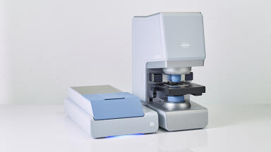 Advanced infrared imaging microscope for pharma and life science applications
