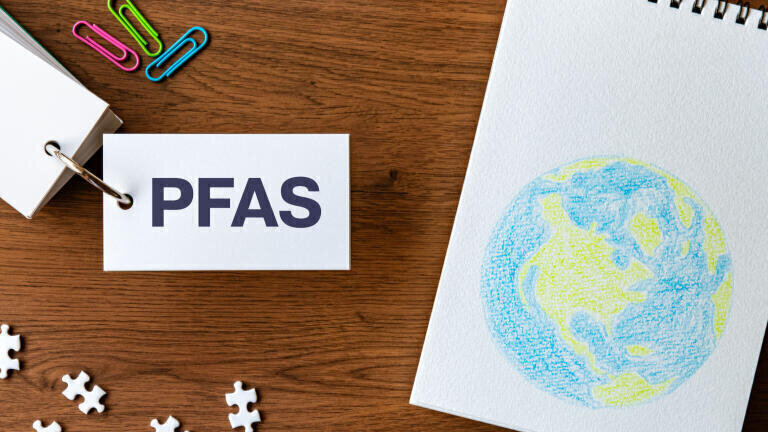 Highly sensitive targeted and non-targeted HPLC-MS PFAS analysis