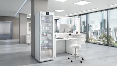 Cleanroom-compliant lab refrigeration range