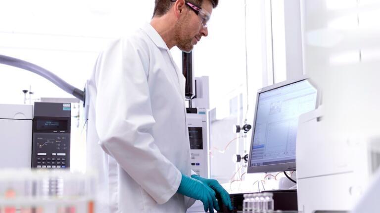 Transforming laboratory operations with cloud-based SaaS LIMS solutions