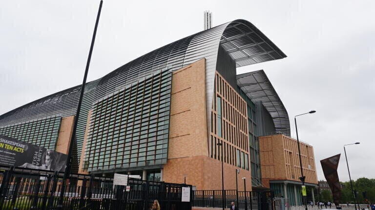 The impressive modern Francis Crick Institute building at St Pancras, London. Credit: Wikimedia Commons.