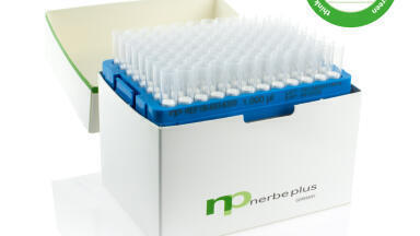 Sustainable low-retention pipette tips