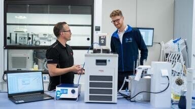 Precise Temperature Control for Precise Measurement – The flucon and JULABO Partnership