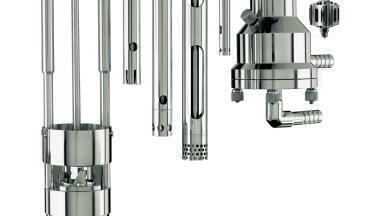 Silverson laboratory mixer with versatile mixing assemblies