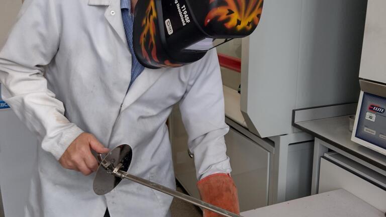 Injectable biomaterial aims to improve bone cancer treatment
