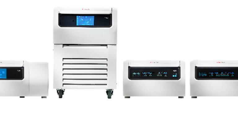 Sustainable centrifuges with eco-friendly cooling