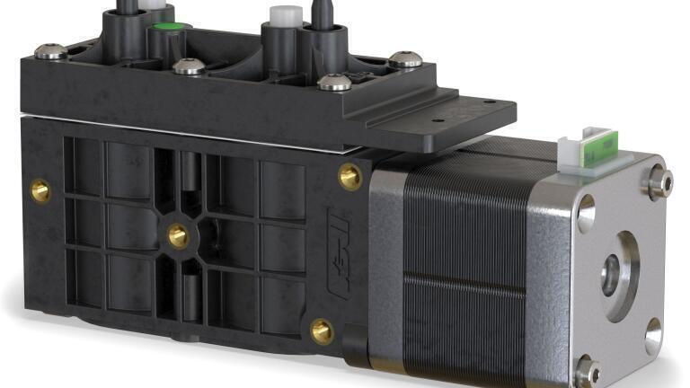 Dual-stage vacuum pump for demanding degassing
