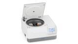 Smart centrifuge simplifies life science workflows