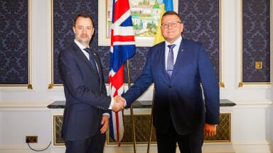 UK and Ukraine sign space cooperation agreement