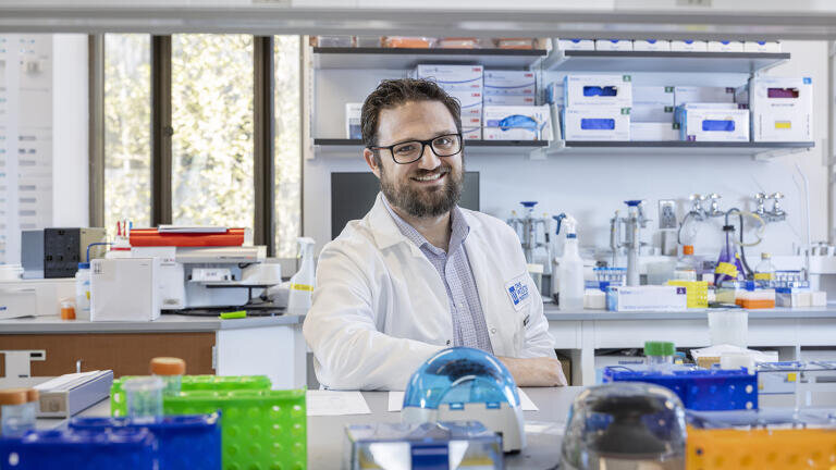 How the immune system distinguishes self from viral infection