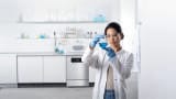 Compact laboratory glassware washer