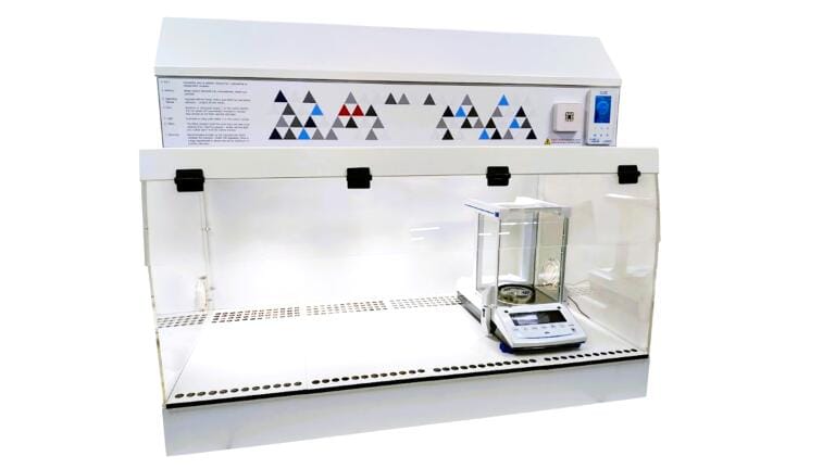Flexible containment without the need for ducting