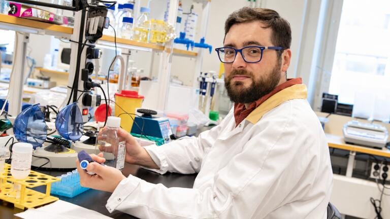 Gut bacterial molecule may be biomarker of rare disease of liver and bile duct