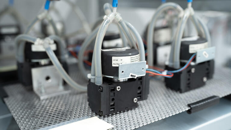 100,000 hours: Diaphragm pumps achieve exceptional lifetime