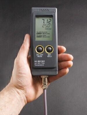 HI 991300 • HI 991301 pH/EC/TDS/Temperature Meters