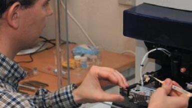 Nanolithography System Chosen to Study Assembly of Nanoparticles