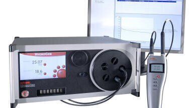 Self-contained transportable humidity and temperature calibrator